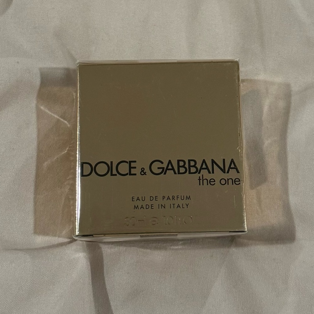 D&G perfume